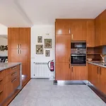בית נופש Guestready - Paracoba House *