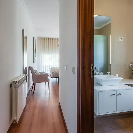Guestready - Paracoba House Ferienhaus Moledo (Viana do Castelo)